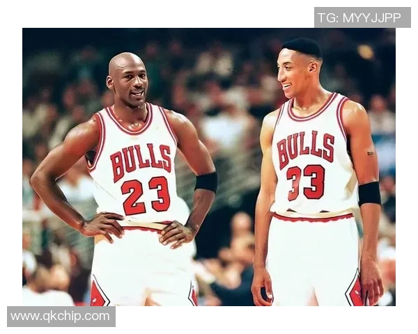 火箭队与黄蜂队激战正酣2月28日精彩对决引发球迷热议